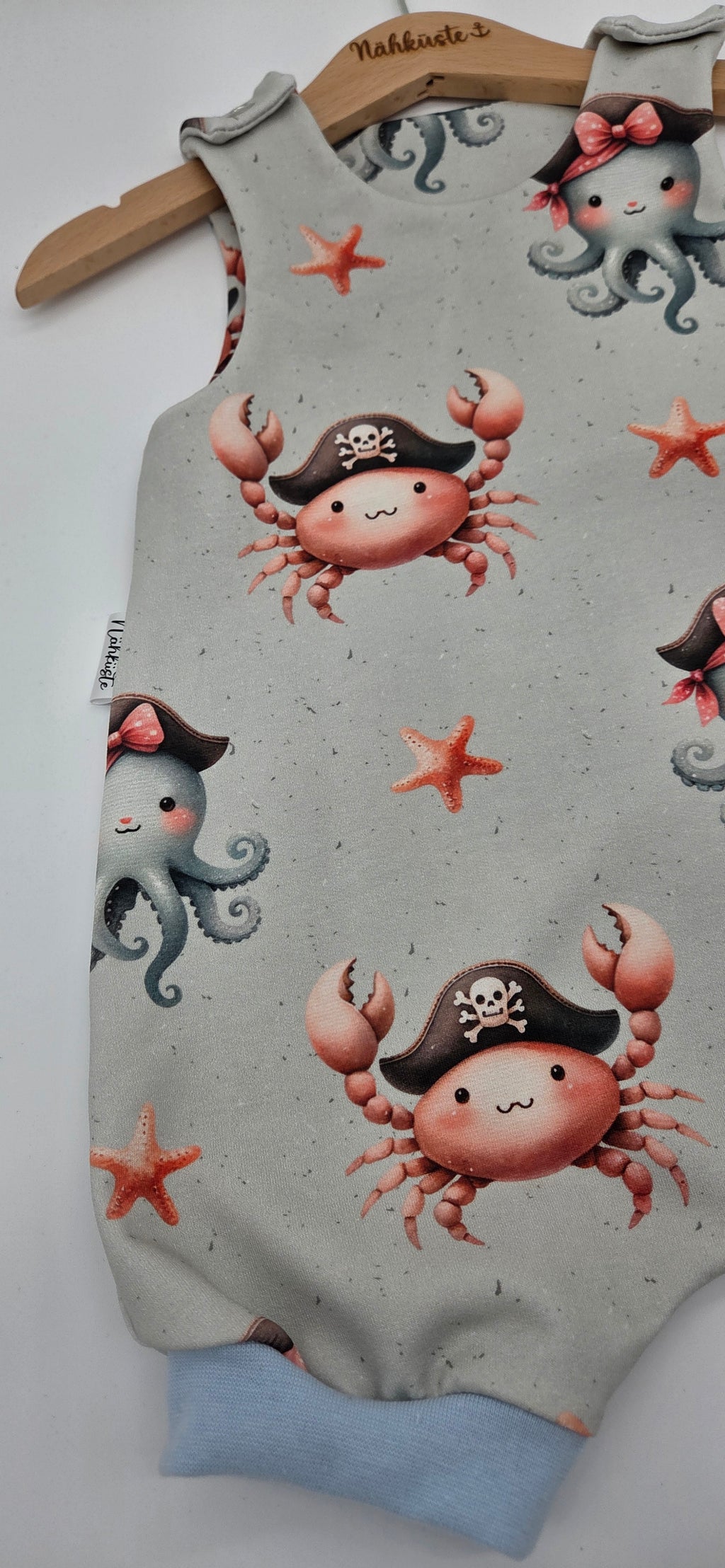 Romper / Strampler kurz „Piratentiere"