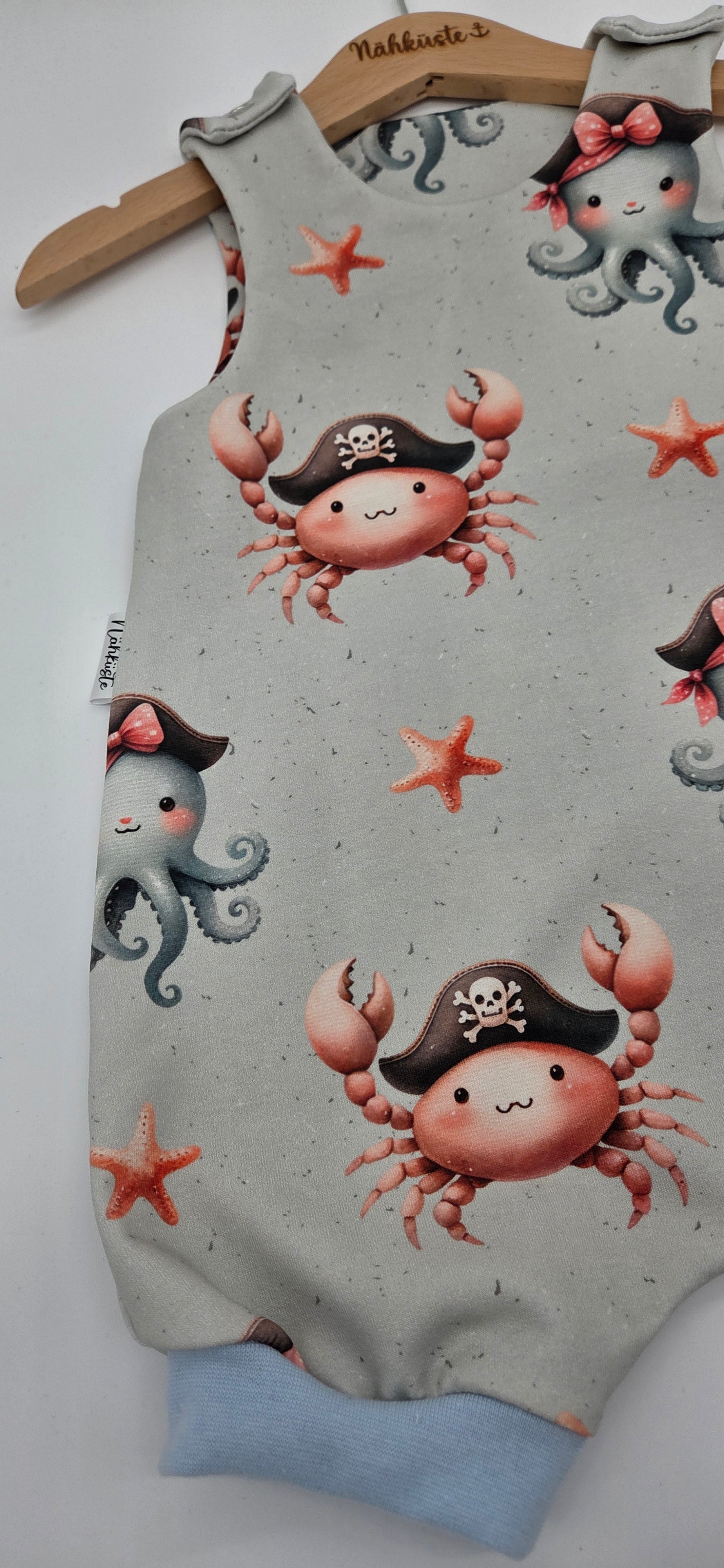 Romper / Strampler kurz „Piratentiere"