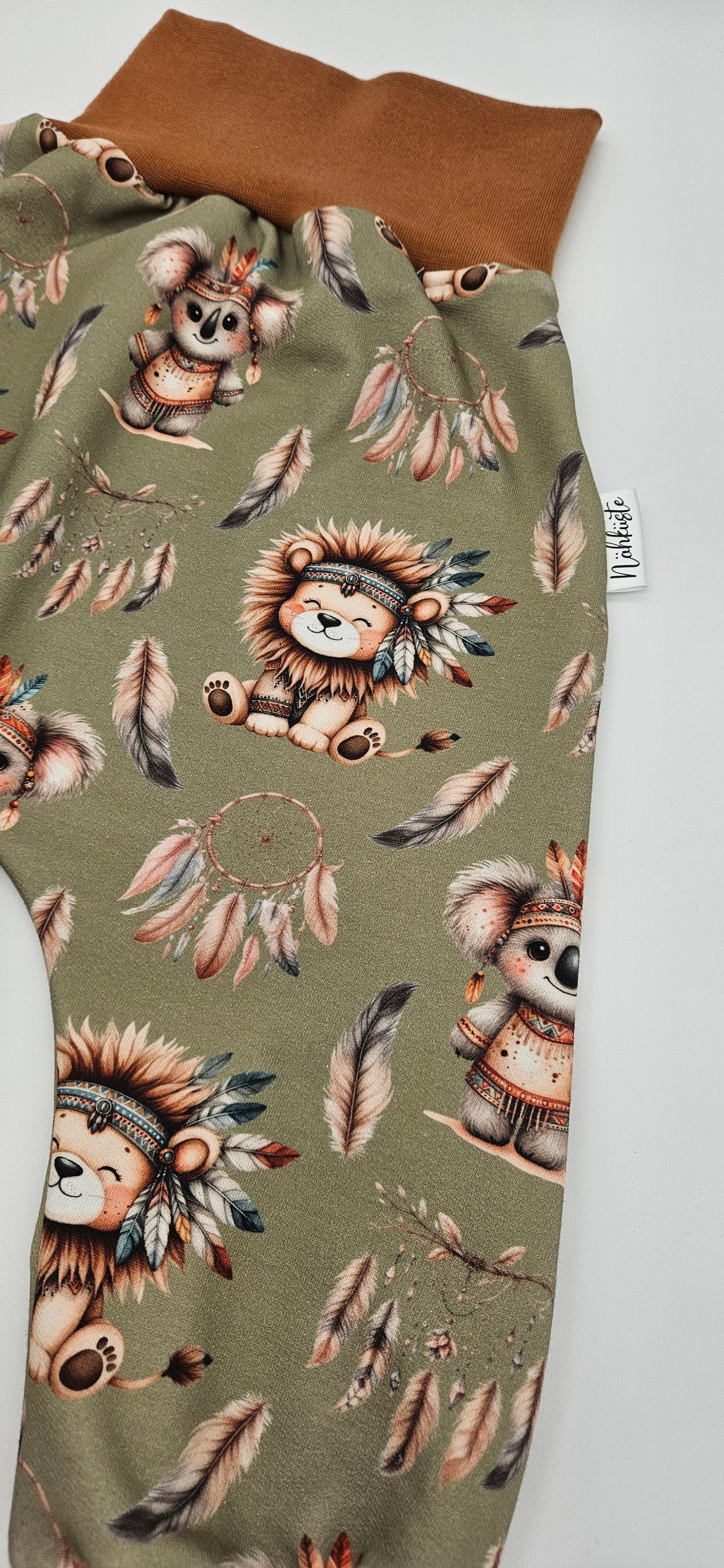 Pumphose „Indianer Löwe"