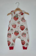 Strampler „Erdbeeren"