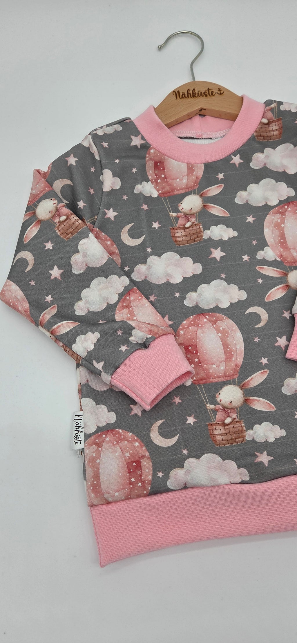 Pullover "Rosa Hase auf Reisen"