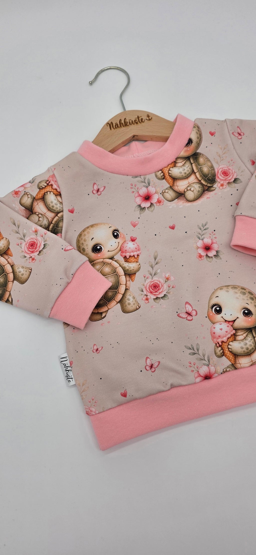Pullover "Herzensschildi"