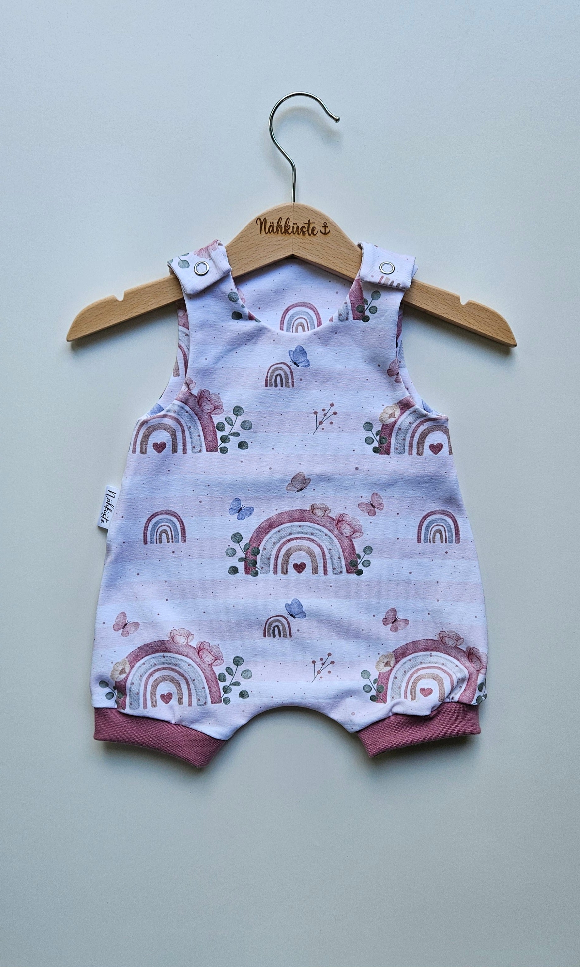 Romper / Strampler kurz „Regenbogen Mädchen"